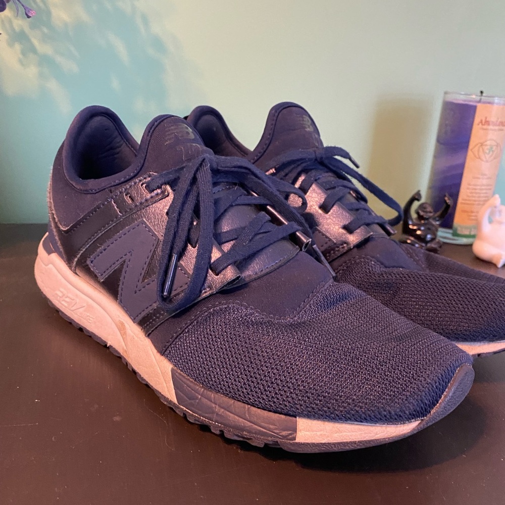 New Balance 247 Sneakers
